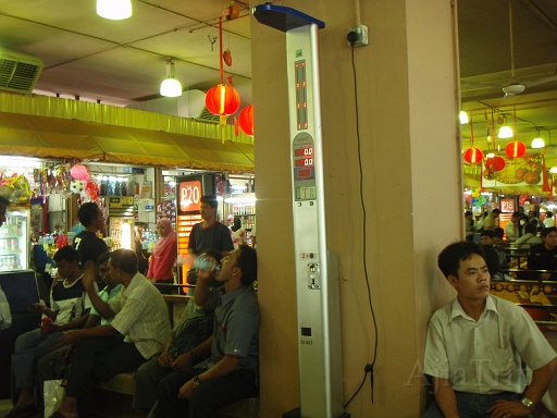 KL Bus Terminal.JPG - �g�����������@�Ȃ��Ȃ��l�C